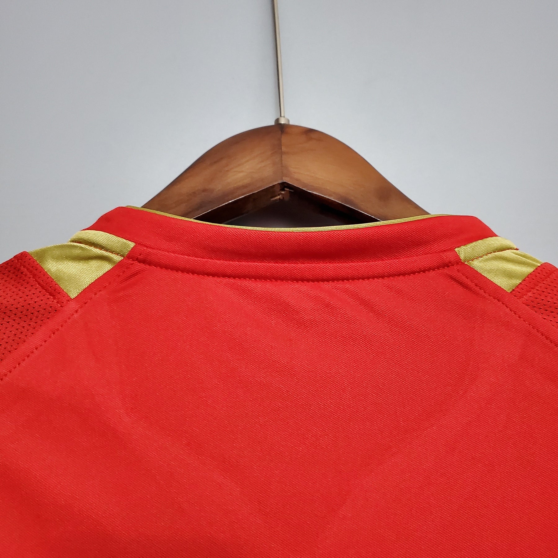 LIVERPOOL I 2005 HOMBRE (RETRO) - TIENDA DEL JUGADOR