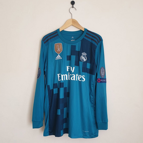 Real Madrid Retro Jersey - 2017/18 + Champions League Patch + World Cup