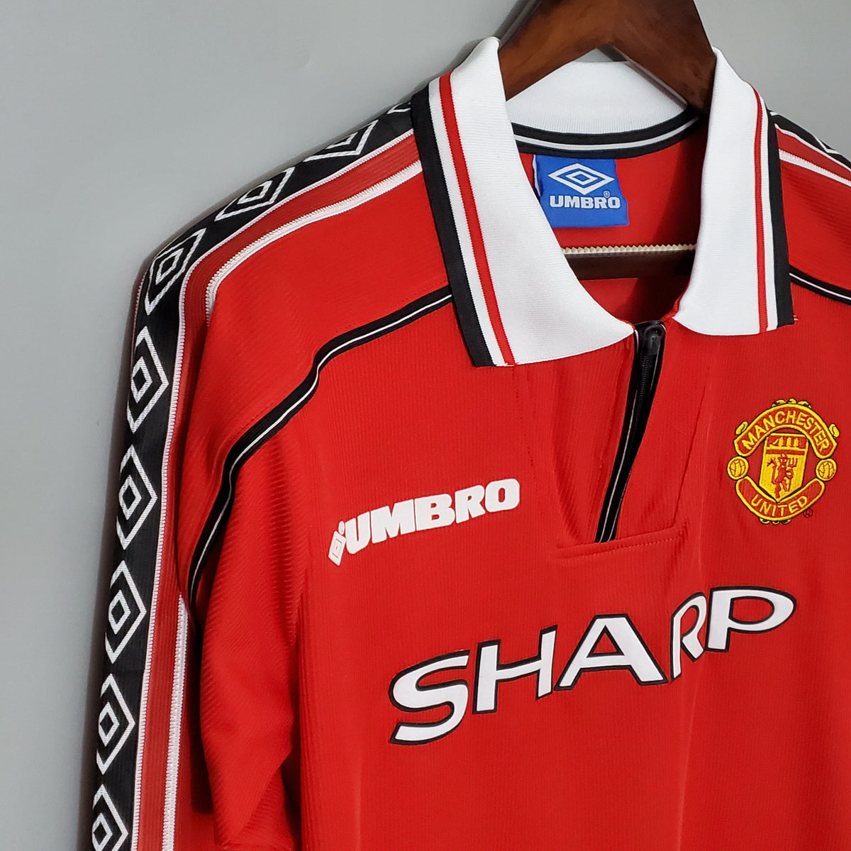 MANCHESTER UNITED I 98/99 HOMBRE (RETRO) MANGA LARGA - TIENDA DEL JUGADOR