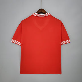 MANCHESTER UNITED I 1977 HOMBRE (RETRO) - TIENDA DEL JUGADOR