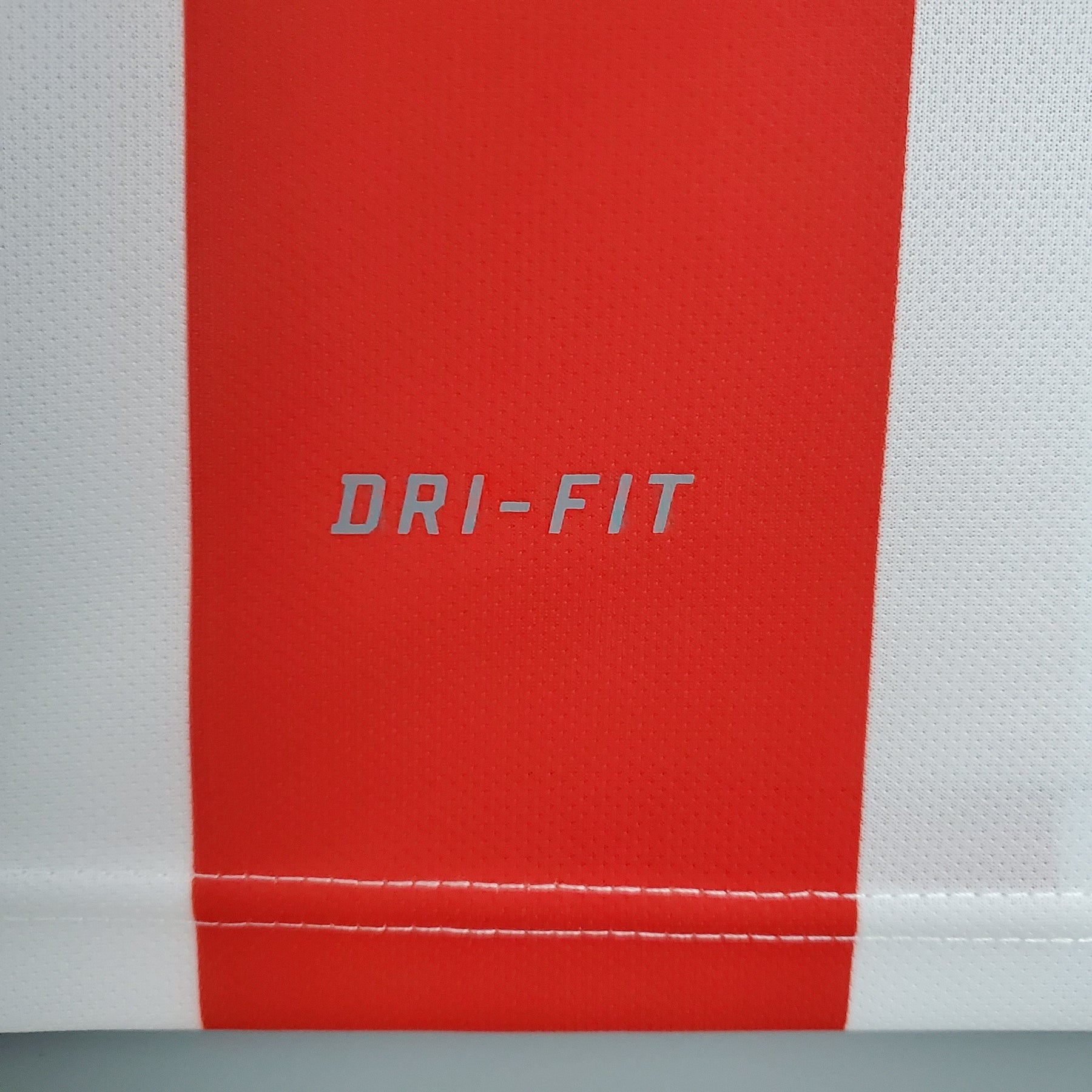 ATLÉTICO DE MADRID I 14/15 HOMBRE (RETRO) - TIENDA DEL JUGADOR