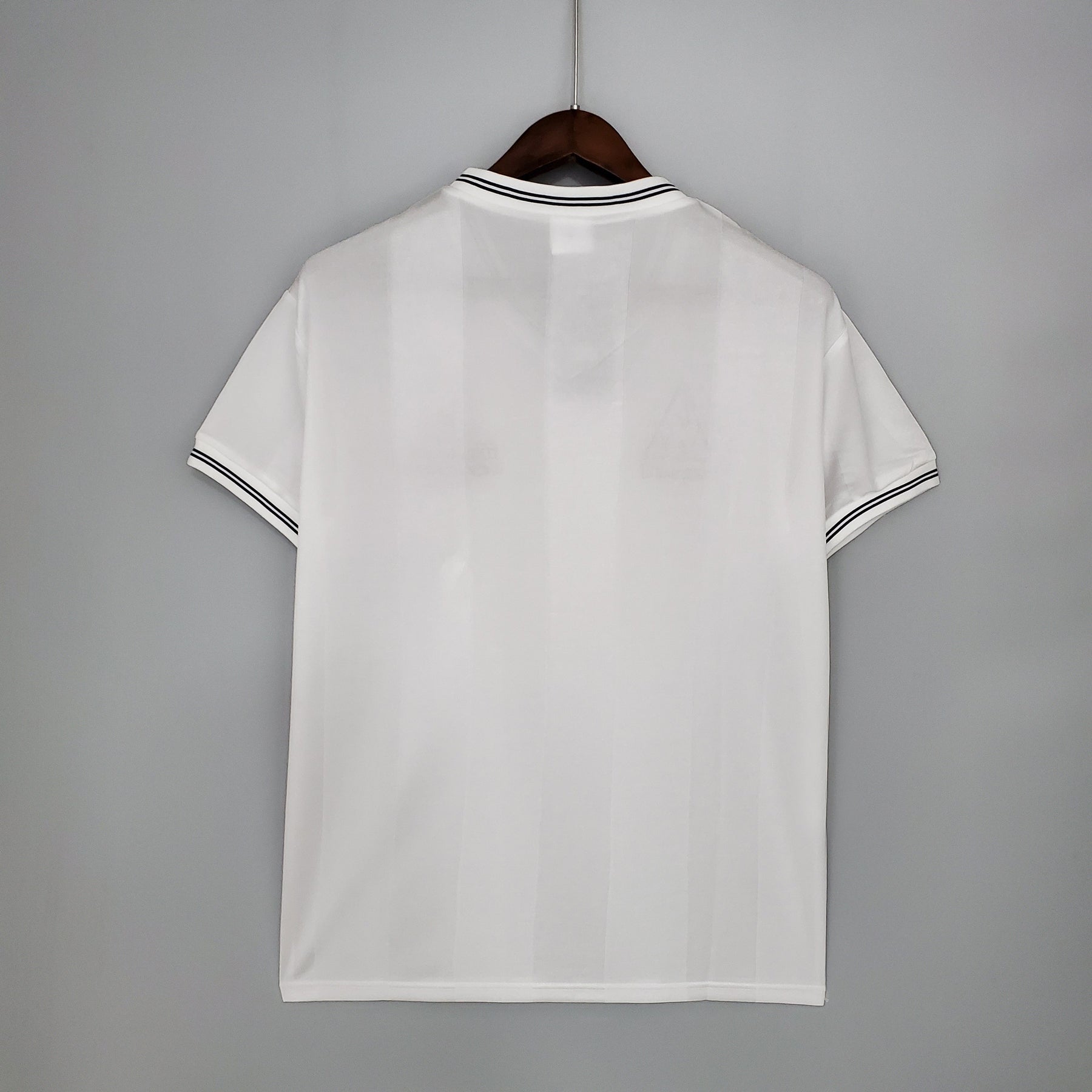 TOTTENHAM l 83/84 HOMBRE (RETRO) - TIENDA DEL JUGADOR