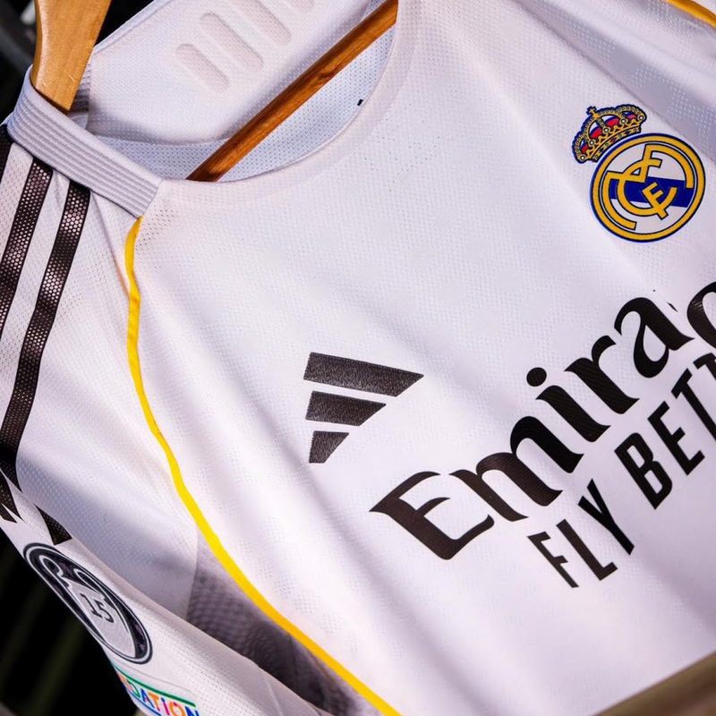 Real Madrid Home Shirt 25/26 + Champions League Patch + GIFT 🎁